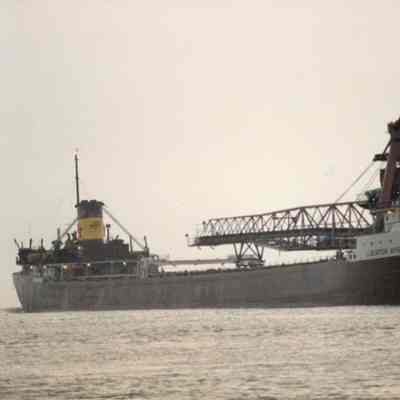 Self-unloader J. Burton Ayers at Port Huron April 30th, 1989
