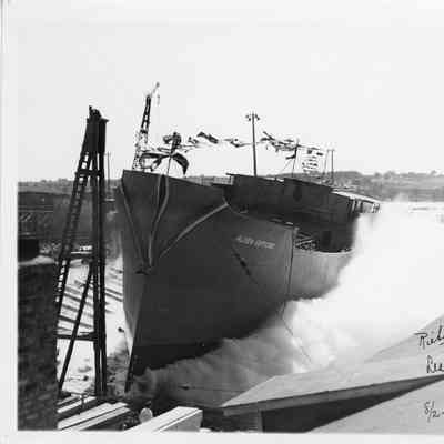 Alden Gifford launching 1942
