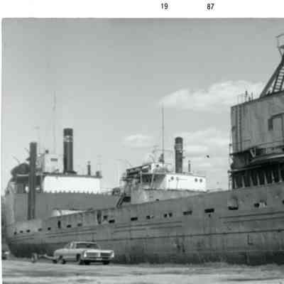 Lillian in foreground and Maitland in background at Roen Steamship Co. 1968