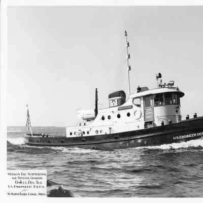 US Engineer Department tug Owen M. Frederick underway 1941