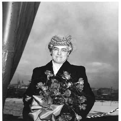 Ship sponsor holding flowers at christening of K-213 Sussex
