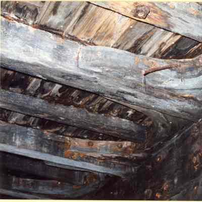 Alvin Clark lodging knees, eck and ceiling on port side 1994