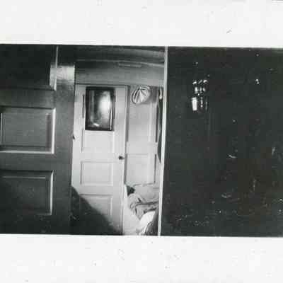 Oweenee stateroom