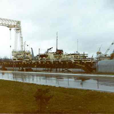 Army Corps of Engineers dredge Markham in graving dock of Bay Shipbuilding 1980