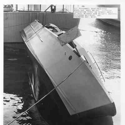 33' Personnel boat MK2-FY66 hull no. 661 floatation test 1966