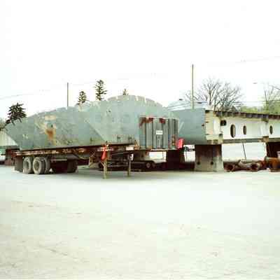 Prefab section at Bay Shipbuilding 2002