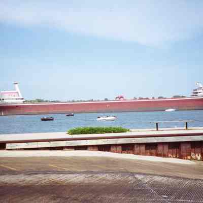 Edward L. Ryerson docked at Bay Shipbuilding 2002