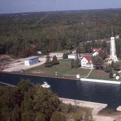 Aerial view of Sturgeon Bay Canal Station
