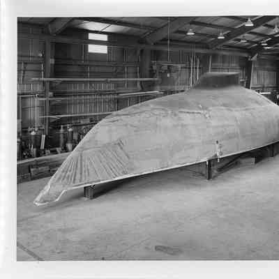 Hull of Kittyhawk turned upside down during construction