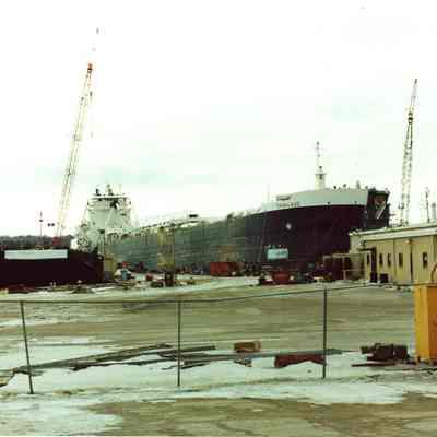 Sam Laud in winter lay up at Bay Shipbuilding 2001