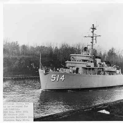 MSO-514 underway in canal October 20, 1956