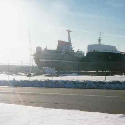 Edward L. Ryerson and Charles E. Wilson at Bay Shipbuilding 1999
