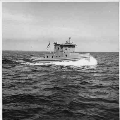 US Army ST-884 underway