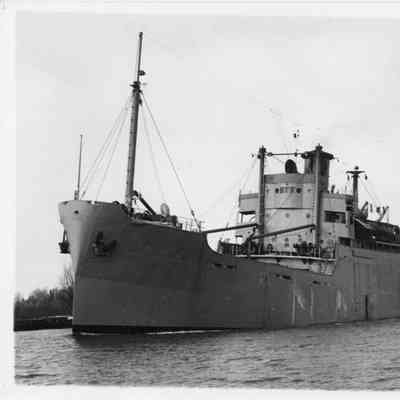 Alden Gifford leaving Sturgeon Bay