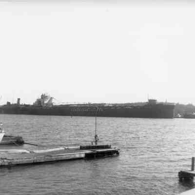 Winter fleet at Bay Shipbuilding 1976