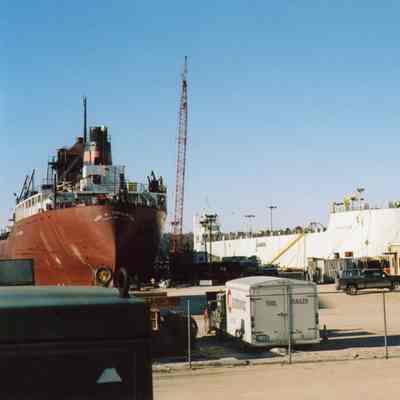 Lee A. Tregurtha, Innovation, and Norfolk at Bay Shipbuilding 2006