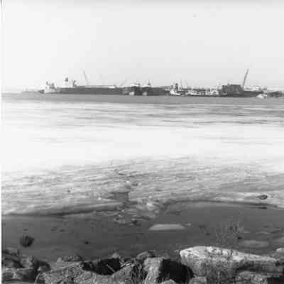 Bay Shipbuilding winter fleet 1976