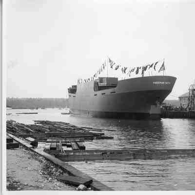 Freeman Hatch being docked post-launch