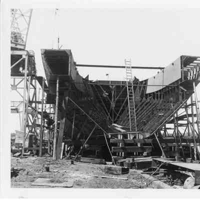 Construction of Barge G-1 at Christy Corp