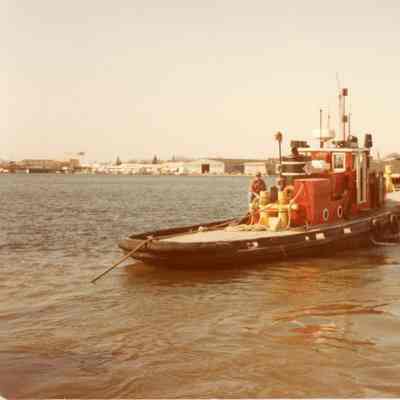 Tug Arrow in Sturgeon Bay
