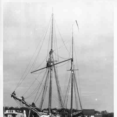 Schooner J.H. Stevens docked at Gislason's Dock, Detroit Harbor, November 1913