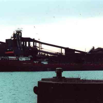 Herbert C. Jackson unloading taconite at Port of Indiana 2000