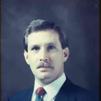 Mark Hanson Portrait SBYC Commodore 1998