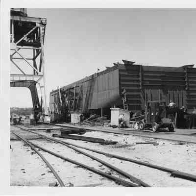 Construction of Barge G-1 at Christy Corp