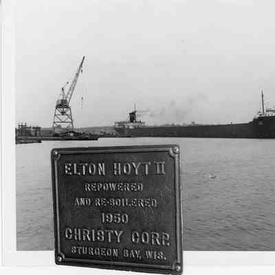 Elton Hoyt II underway
