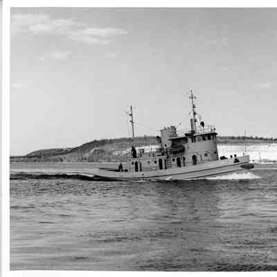 China 5 underway