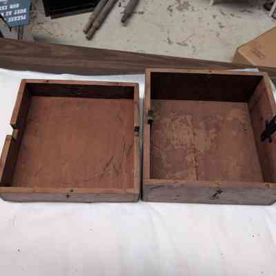 Wooden compass box