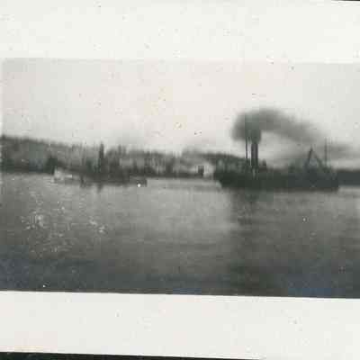 Vessels at Leathem D. Smith quarry 1924