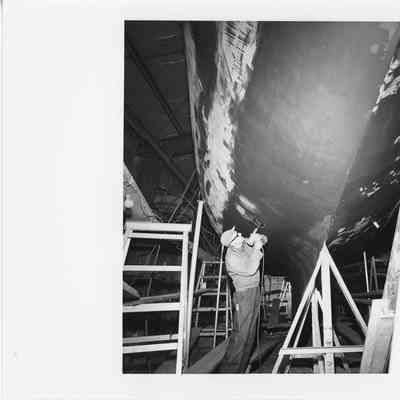 Yankee Girl exterior bottom under construction