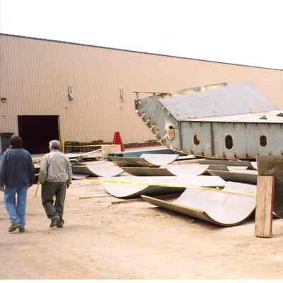 Module for an oil barge at Bay Shipbuilding 2007