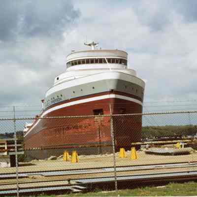 Edward L. Ryerson docked at Bay Shipbuilding 2005