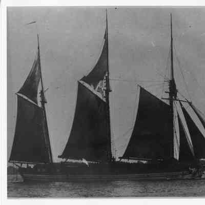 Hattie Hutt underway