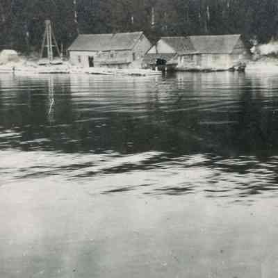 Ellison Bay shoreline