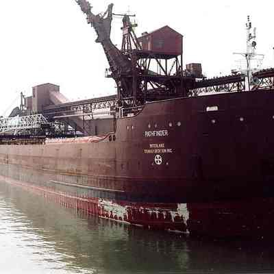 Tug Dorothy Ann and barge Pathfinder 2006