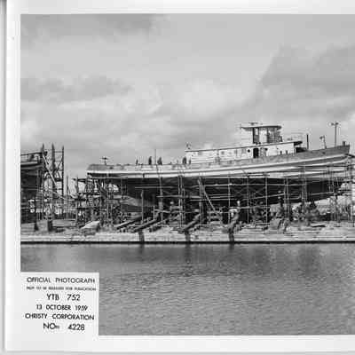 YTB-752 Edenshaw under construction at Christy Corp October 13, 1959