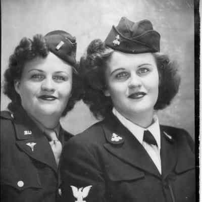 Lt. Adelaide Grasse and Drothy Grassy in uniform 1945