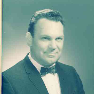 Robert Wolter Portrait SBYC Commodore 1967