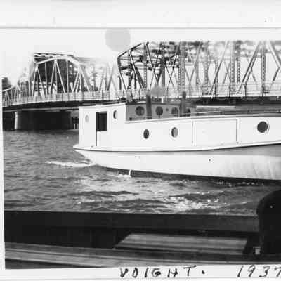 Fishing tug Aloha at Sturgeon Bay Boat Works 1937