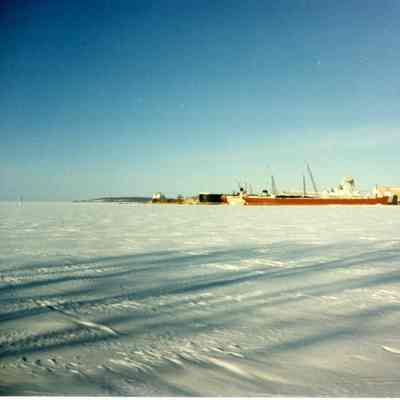 Winter fleet at Bay Shipbuilding 1994