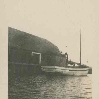Sofie Fournica docked in Ellison Bay 1919