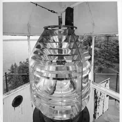 Sherwood Point Lighthouse view of lens within lantern room 2002