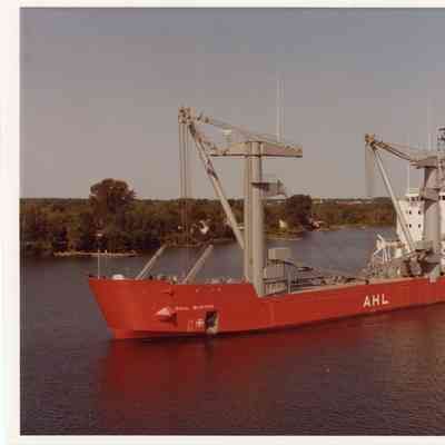 Heavy lift Paul Bunyan