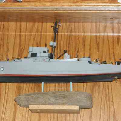 PBI Minesweeper Ship Model