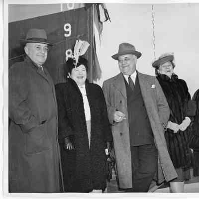 L.D. Smith and Alva Smith with to people