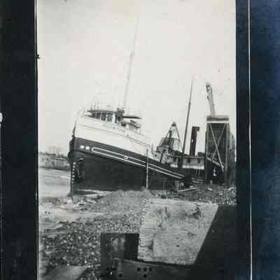 Freighter Edward Buckley docked in Sturgeon Bay