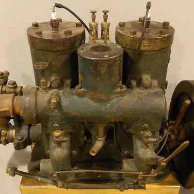 Gasoline Straubel Engine